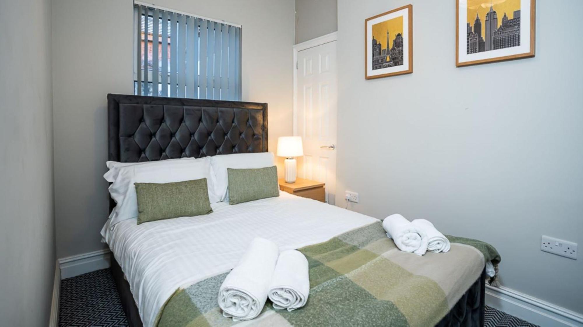Modern 2 Bdr Apartment At Queens By Belfast City Breaks Buitenkant foto