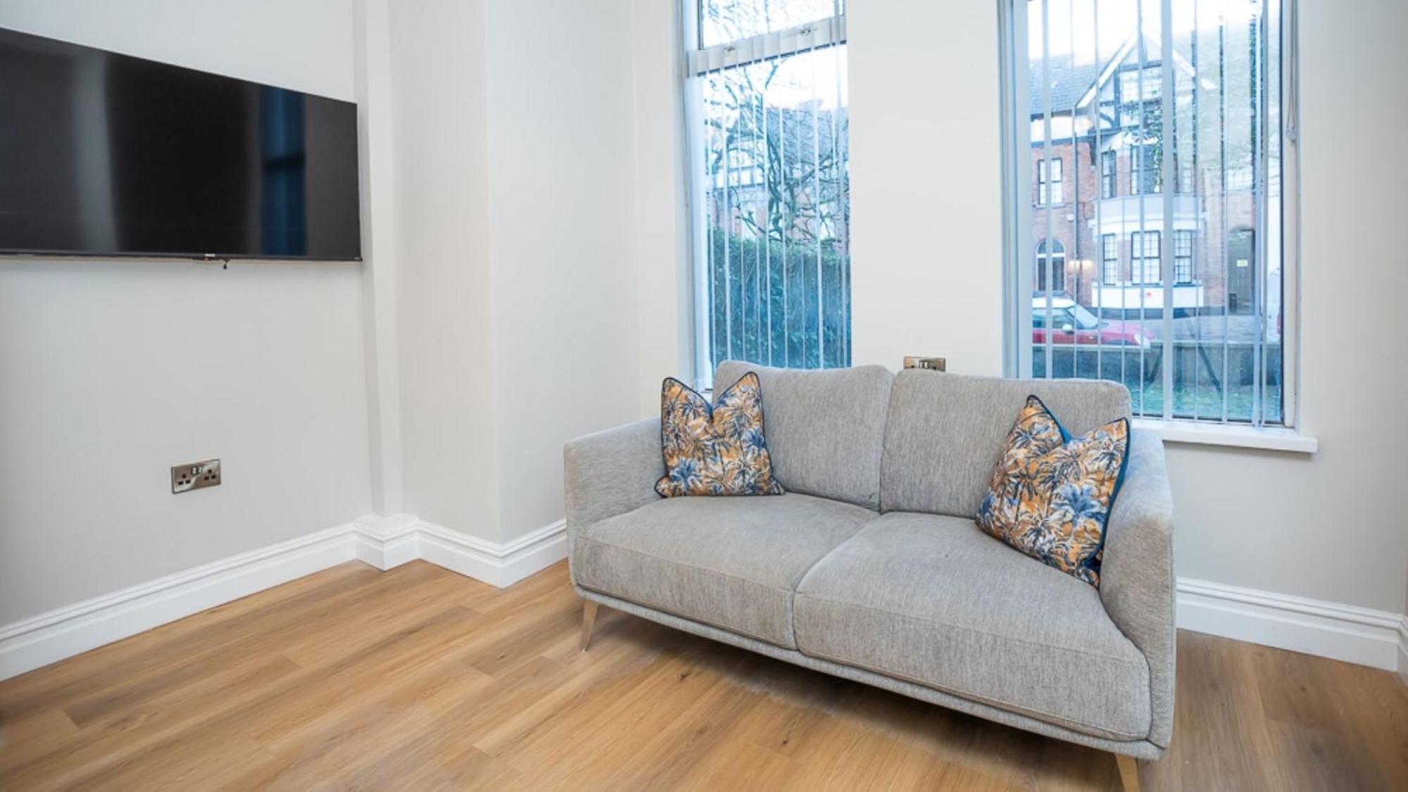 Modern 2 Bdr Apartment At Queens By Belfast City Breaks Buitenkant foto